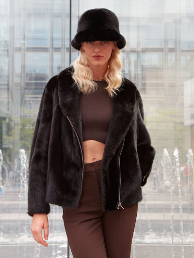 Чёрная норковая шуба короткая