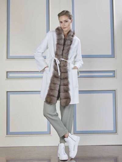 Кашемировое пальто с соболем от Paolo Moretti