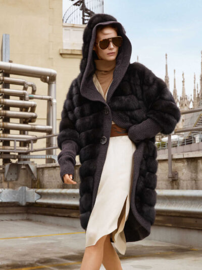 Шуба из Баргузинского соболя с капюшоном