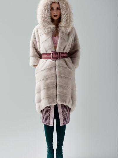 Шуба из Италии норка с капюшоном